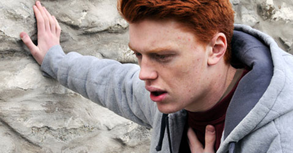 跪拜時覺得氣壓低、喘不過氣、出現異樣？小孩怕黑？